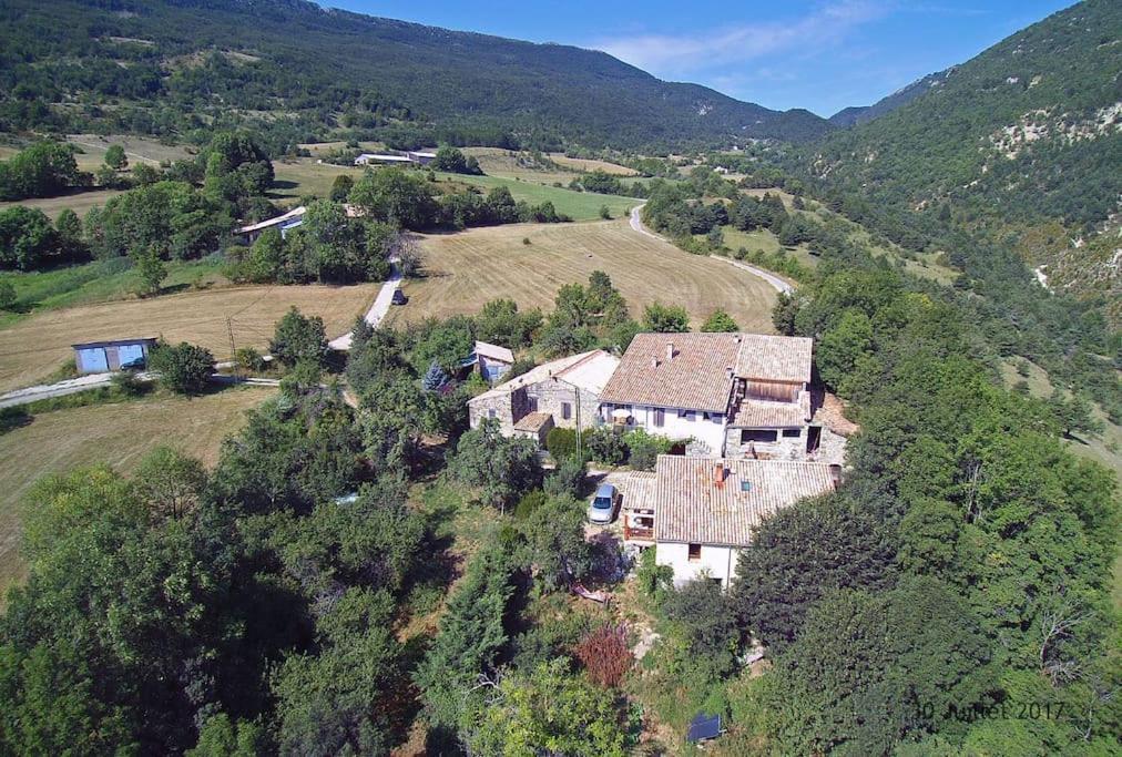 Gite De La Chabespa, Belle Vue, Au Calme Sigottier Exterior foto